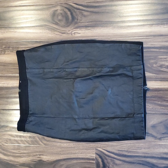 Club Monaco x Cupcake and Cashmere Macee Skirt - Picture 2 of 5